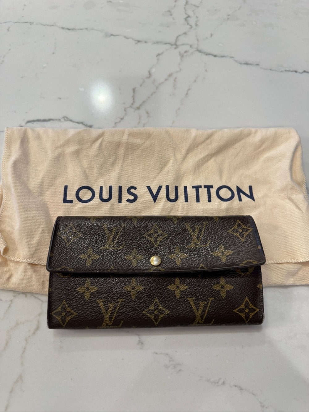 Louis Vuitton Monogram Trifold Wallet - Brown/Gold Hardware